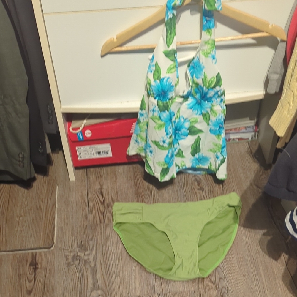 Marilyn Monroe Green and Blue Floral Swimwear